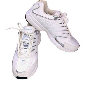 Reebok Womens Shoes 9.5 White Gray Athletic Leather Hard Sole Sneakers